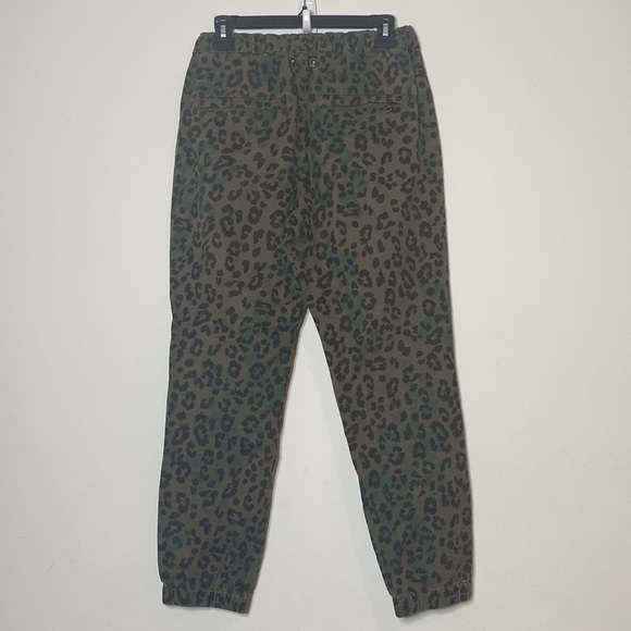 Pam & Gela Jaguar Leopard Jogger Pants Size Small - Picture 10 of 15